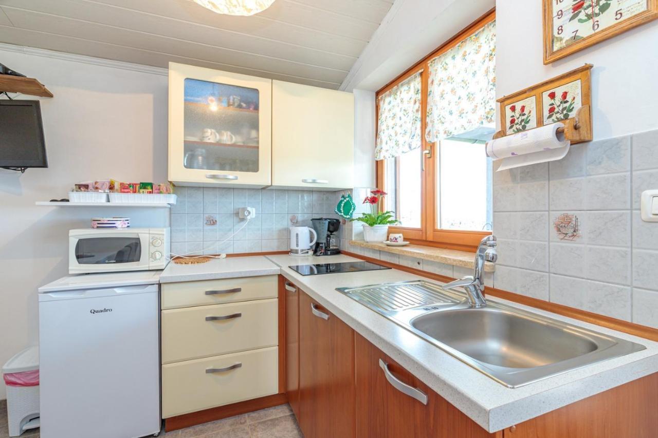Apartments Sveti Leonard Oprtalj Kültér fotó